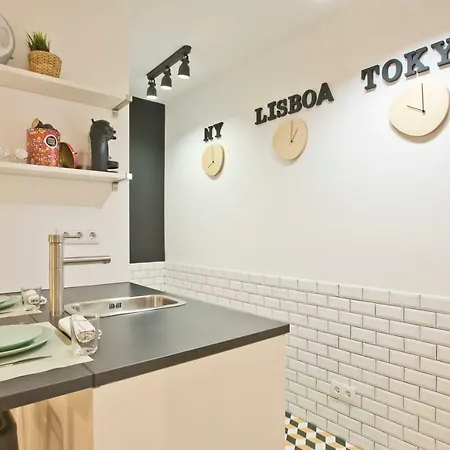 Charming Retreat In Campo De Ourique Apartment *